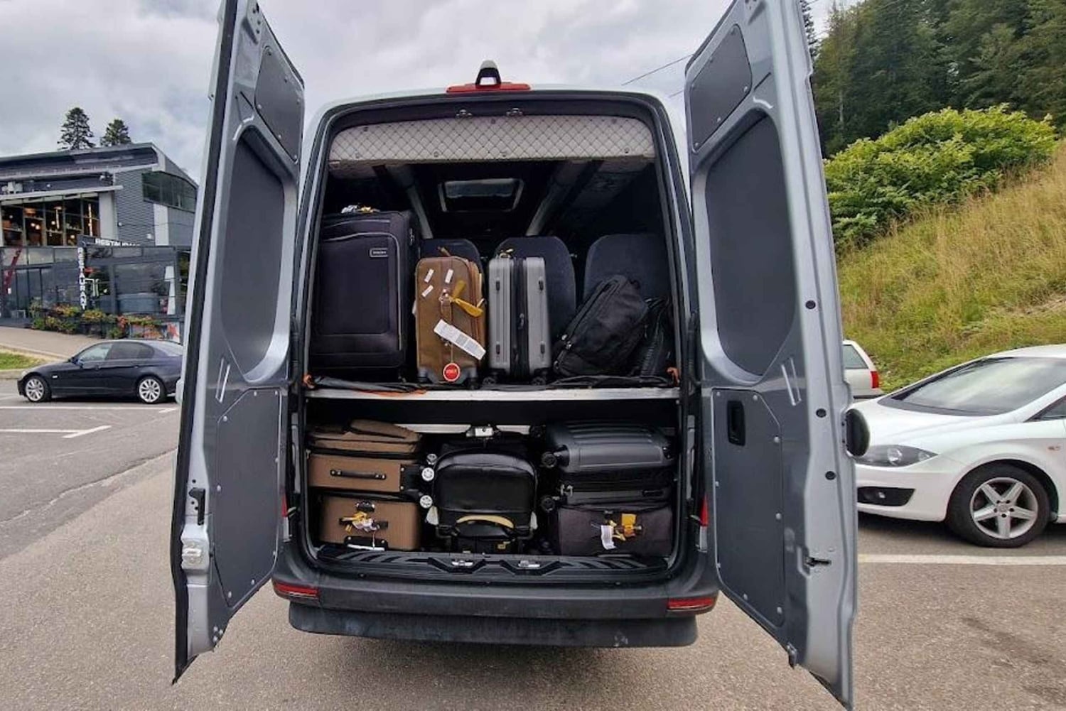 Transfer Otopeni Internationale Luchthaven (OTP) - Boekarest