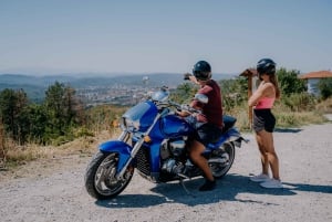 Veliko Tarnovo : circuit à moto Suzuki Boulevard M109R