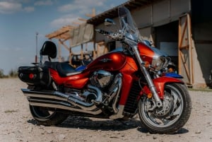 Veliko Tarnovo : circuit à moto Suzuki Boulevard M109R