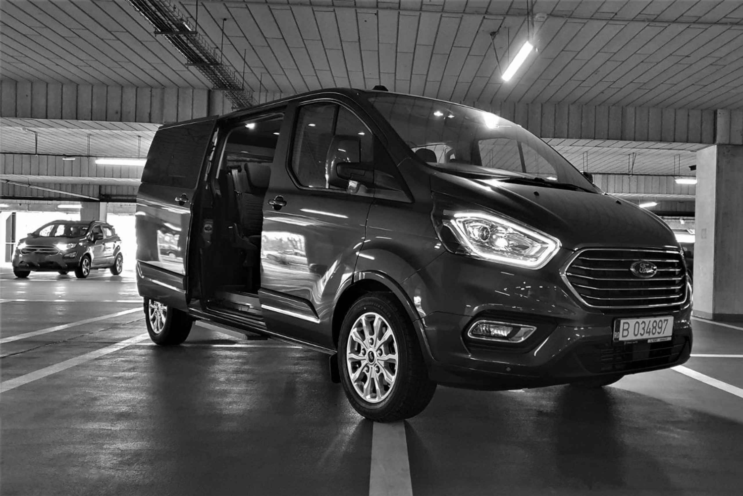 Veliko Tarnovo naar Boekarest - Privé transfer