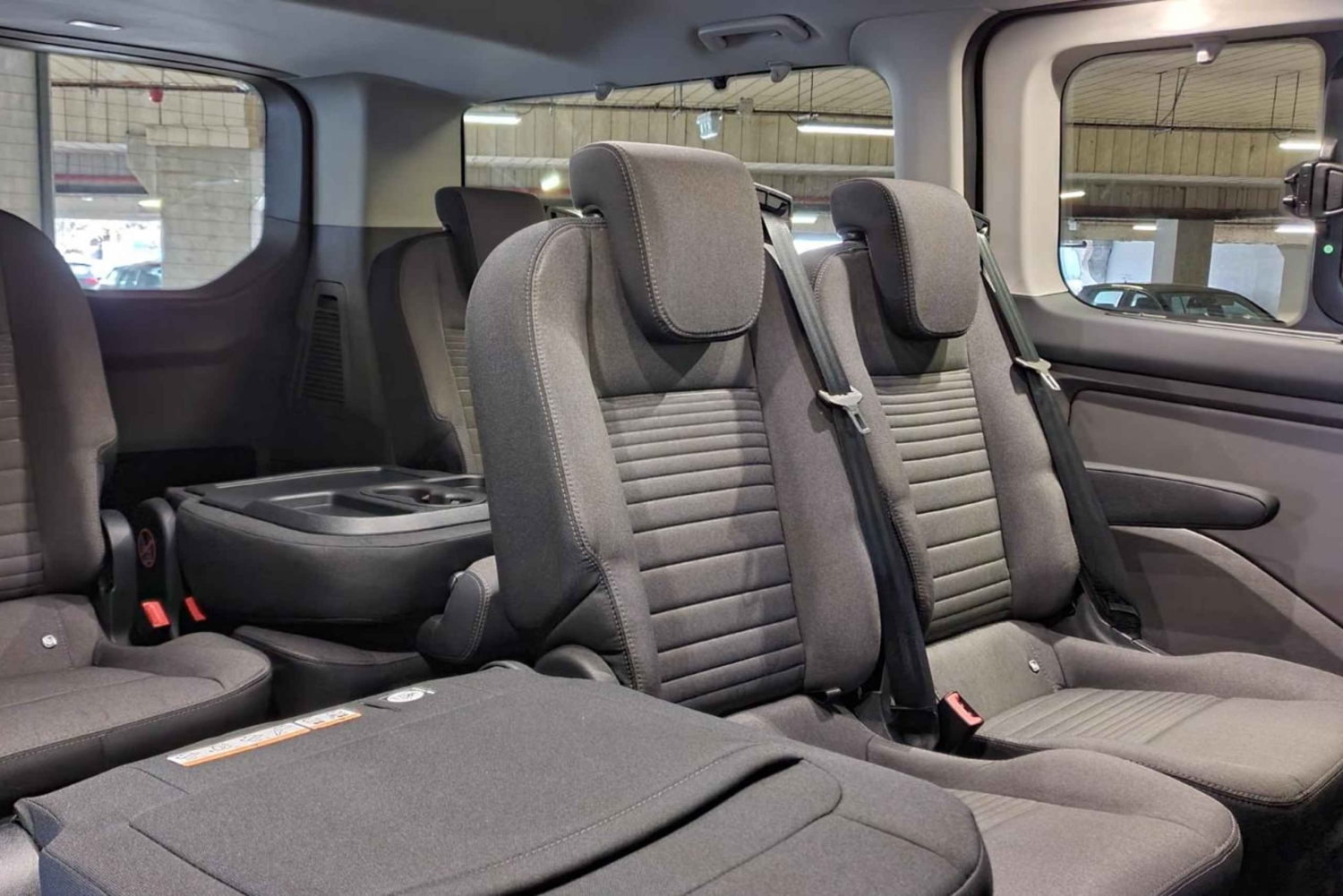 Veliko Tarnovo naar Boekarest - Privé transfer