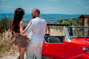 Veliko Tarnovo: Vintage Car Tour with Guide