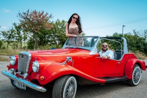 Veliko Tarnovo: tour en coche antiguo con guía