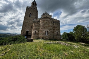 Veliko Turnovo-antiga capital da Bulgária e Arbanasi