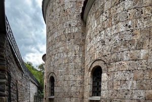 Veliko Turnovo-antiga capital da Bulgária e Arbanasi