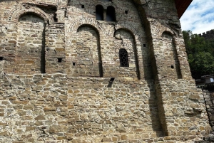 Veliko Turnovo-antiga capital da Bulgária e Arbanasi