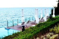 Black Sea Coast - the Entertainment Centres and the Luxury Resorts