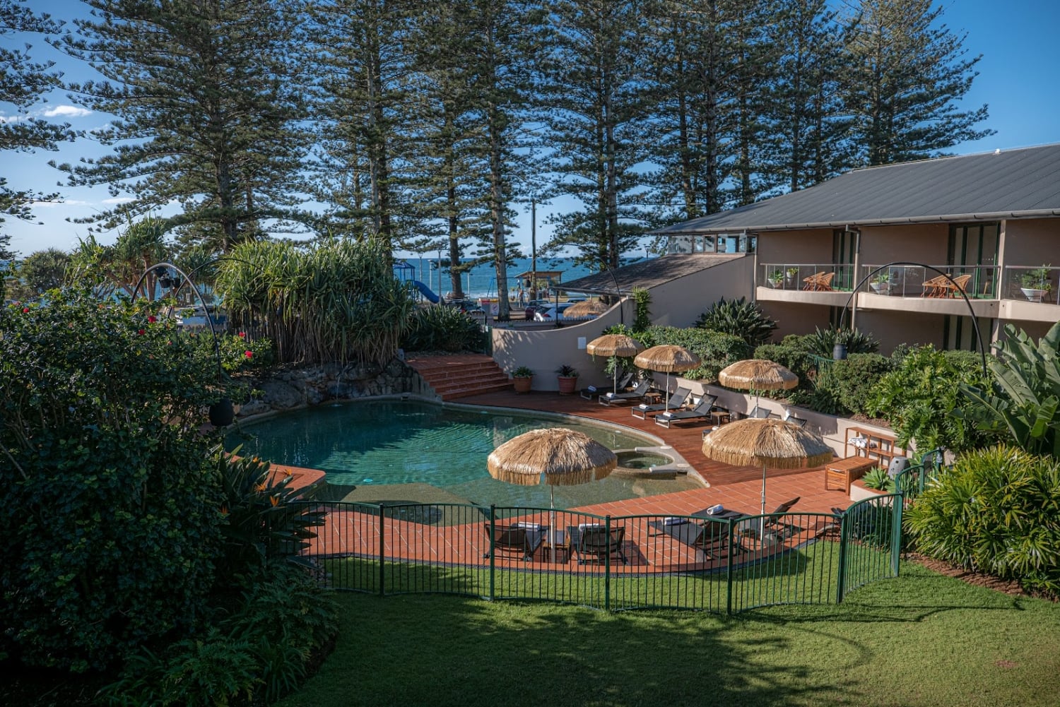 Beach Hotel Resort, Byron Bay