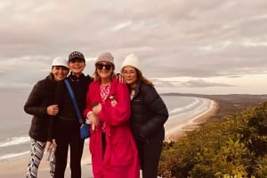 Byron Bay: Cape Byron Lighthouse Guided Sunrise Tour