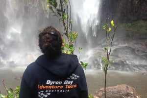 Entroterra di tour del parco nazionale e delle cascate