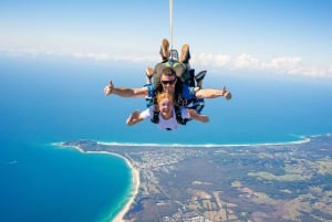 De Gold Coast: Tandem Skydive Byron Bay com traslados