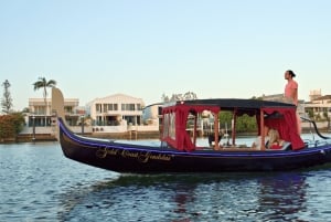 Private Luxury Gondola cruise with cheese and wine