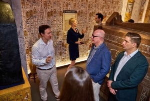 Entdecke das alte Ägypten bei Sonnenuntergang mit einem 3-Gänge-Menü in Cairns