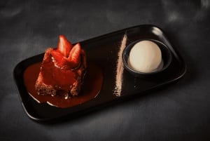 Entdecke das alte Ägypten bei Sonnenuntergang mit einem 3-Gänge-Menü in Cairns