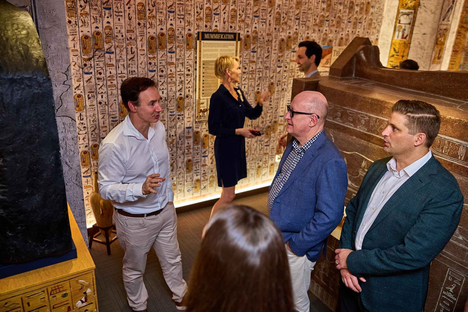 Entdecke das alte Ägypten bei Sonnenuntergang im Herzen von Cairns