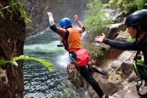 Cairns: Behana Gorge Waterfalls & Rainforest Adventure Tour