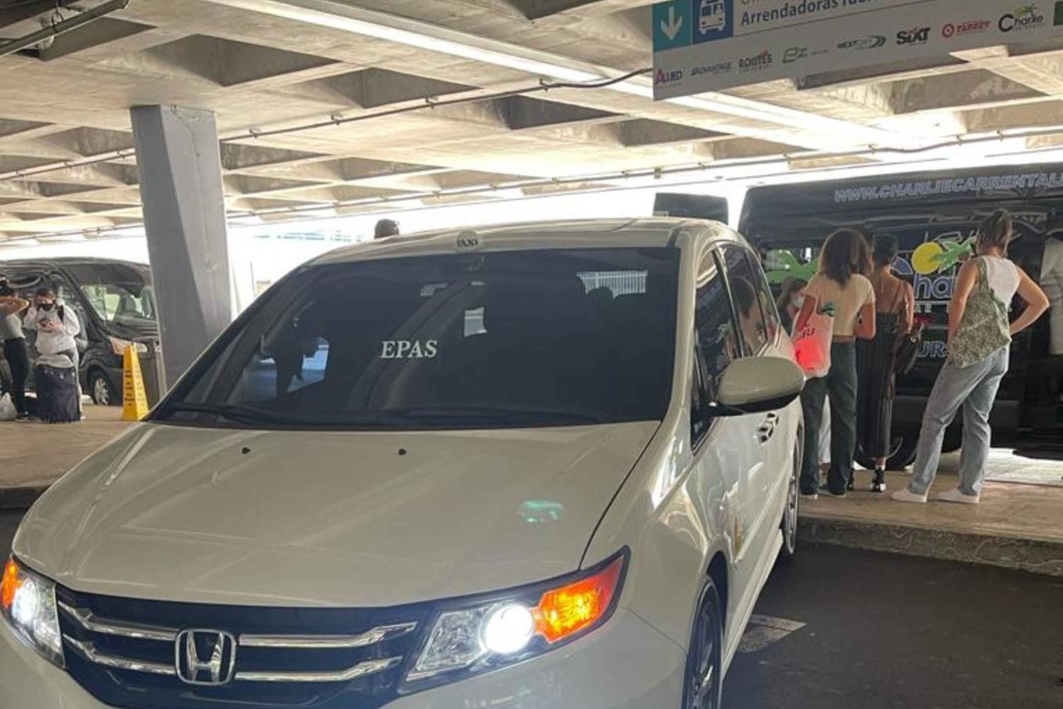 Flughafen Cairns (CNS): Transfer zu den Hotels in Port Douglas