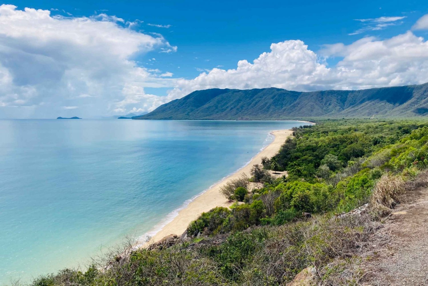 Cairns Airport: Transfers to/from Port Douglas