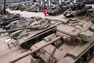 Cairns: Australian Armour & Artillery Museum med transport