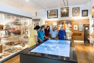 Cairns: stadsrondleiding met dinercruise in de avond