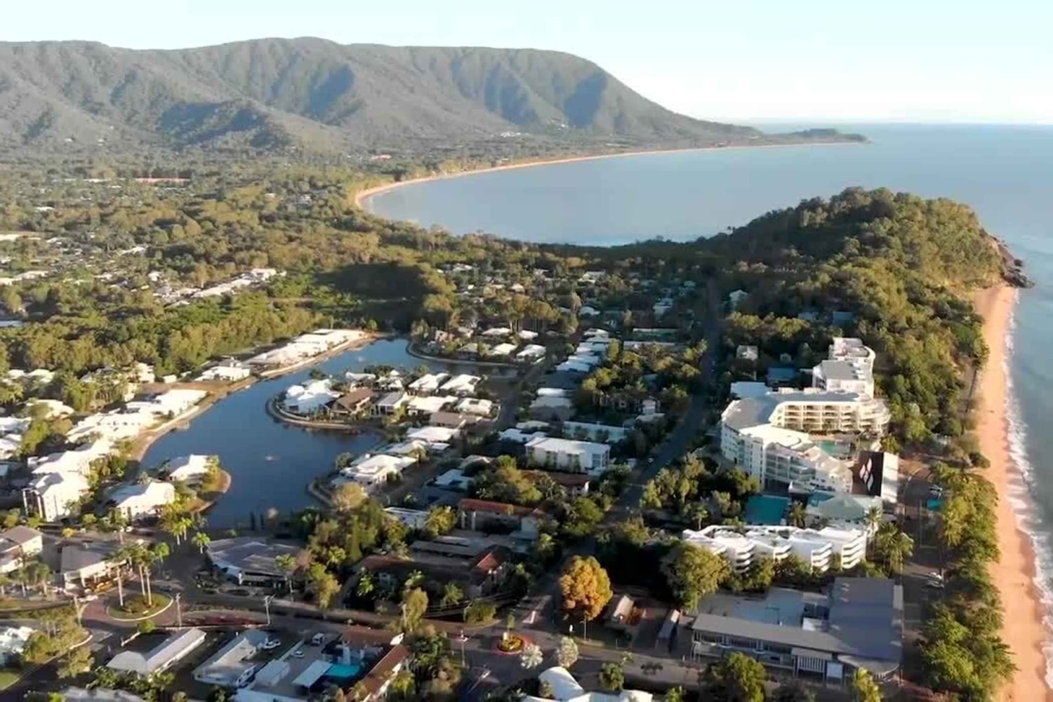 Cairns: CNS Flughafen nach Cairns Stadtzentrum Privattransfer