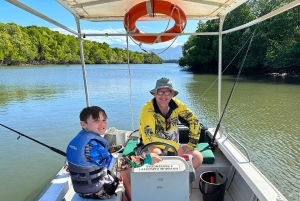 Cairns: Dinghie (tinny) Boat Hire