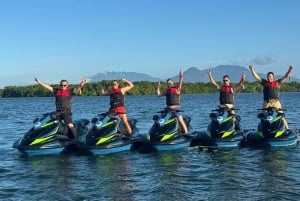 Cairns: tour guidato in moto d'acqua da 30 o 60 minuti