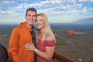 Кэрнс: полет на воздушном шаре и обед из 3 блюд