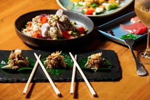Cairns: Hot Air Balloon Flight & 3-Course Lunch