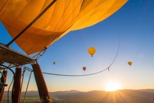 voo de balão de ar quente com traslados