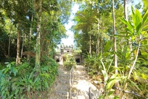 From Cairns: Atherton Tablelands and Paronella Park Day Trip