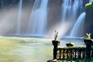 Von Cairns aus: Atherton Tablelands und Paronella Park Tagestour