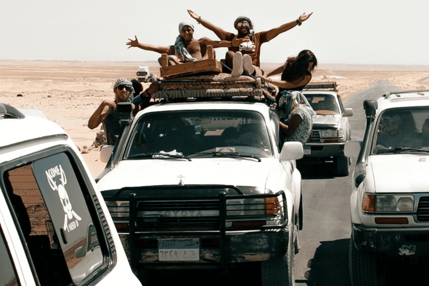 Circuit et activités de 2 jours dans les déserts noirs et blancs