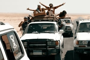 Circuit et activités de 2 jours dans les déserts noirs et blancs