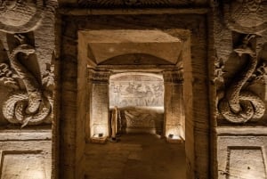 2-Day Cairo & Alexandria Tour: Pyramids, Sphinx, Catacombs