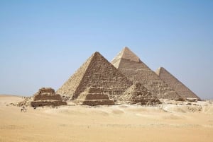 2 Days Cairo Tour: Pyramids, Museum, Citadel and Cave Church