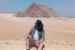 Kairo: 2-dagers omvisning i pyramidene, museet, Memphis og koptiske Kairo