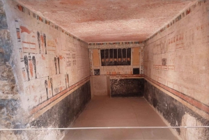 Alexandria Port: Giza Pyramids, Museum & Desert Quad Tour