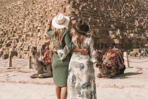 Ancient Wonders: Pyramids of Giza& Lunch in Felucca in Nile