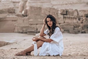 Ancient Wonders: Pyramids of Giza& Lunch in Felucca in Nile