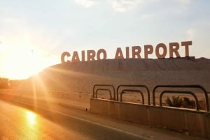 Cairo Airport: Arrival & Departure Private Transfer