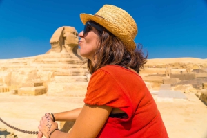 カイロ：ギザのピラミッドとエジプト博物館を含むオールインクルーシブツアー