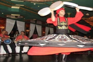 Kair: Rejs z kolacją w formie bufetu i pokazem folklorystycznym