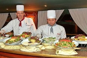 Kair: Rejs z kolacją w formie bufetu i pokazem folklorystycznym