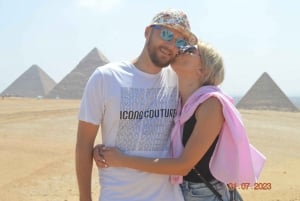 Kairo: Tagestour Besuch der Pyramiden, Sphinx, Saqqara und Memphis.