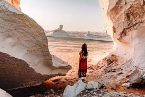 Cairo: White Desert and Bahariya Oasis Private Day Tour