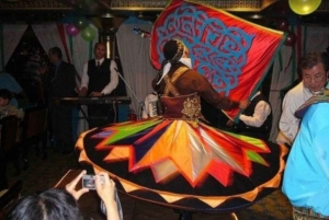 Crociera con cena al Cairo, spettacolo di danzatrici del ventre con servizio di prelievo