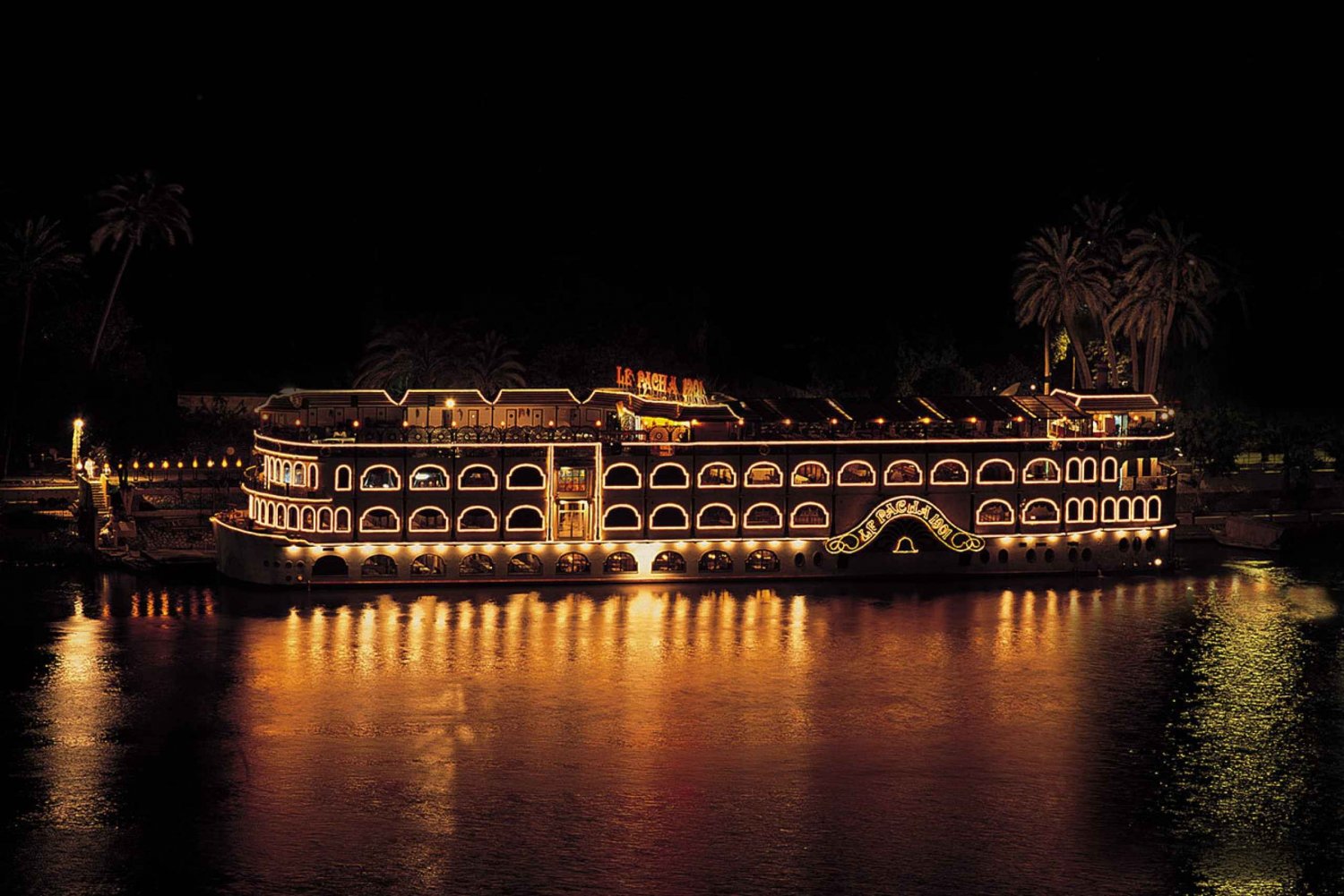 nile river cruise in cairo