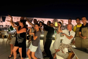 القاهرة عشاء مع إطلالة على المتحف المصري الكبير والأهرامات