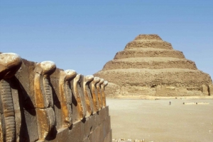 Cairo: Djoser, pirâmide dobrada e viagem de 1 dia a Memphis